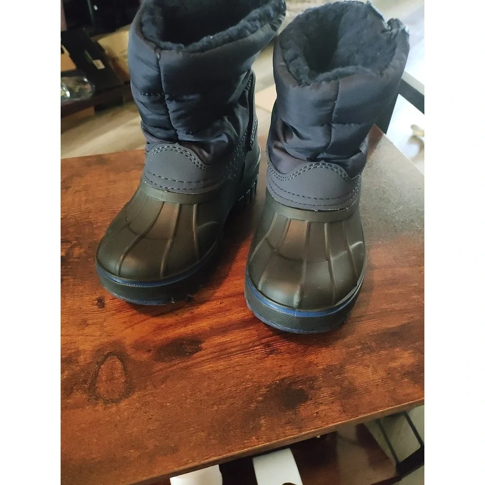 Lands End Navy Blue Flurry Max Toddler Size 8 Snow Boots